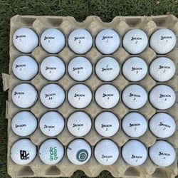 30 Golf ⛳️ Balls SRIXON 
