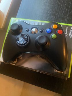 Xbox 360 just controller and games HMU IF NEED !