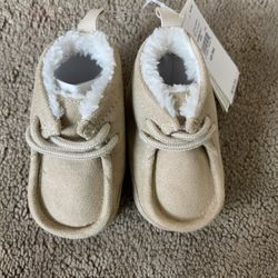 New Baby Gap Shoes - Size 0-3m