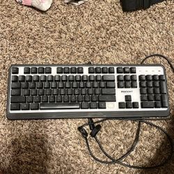 Roccat Gaming Keyboard 