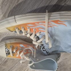 Limited Edition  Chuck Taylor All Star Converse 