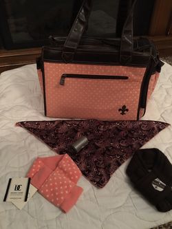 Dog carrying case new