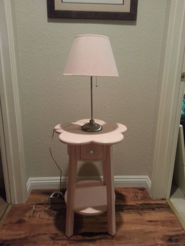 Pottery Barn Kids Pink Side Table Nightstand W Lamp For In Torrance Ca Offerup