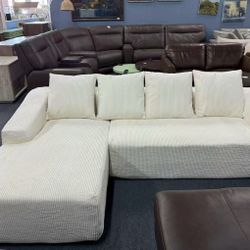 White L-shaped sofa，$280
