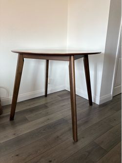 Mid century modern circle table