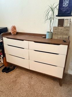 Mid-Century Modern 6-Drawer Dresser