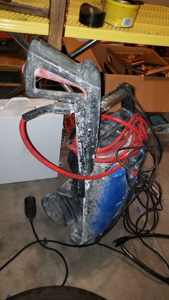 Blue Clean Electrical Power Pressure Washer Comes with extra wand. 1.7 gpm 2200psi