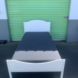 Twin Bed And Frame 