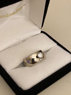 Beautiful 14k White Gold Ladies Diamond Approx ½ Carat