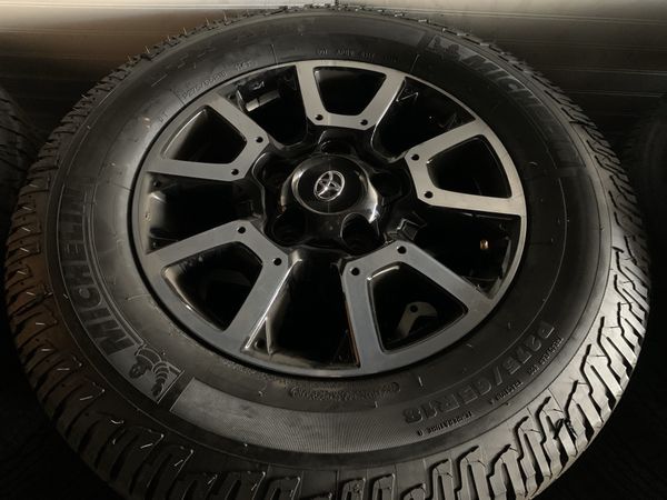 2020 Toyota Tundra 18 inch wheels and tires for Sale in Phoenix, AZ