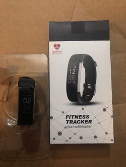Very fit pro fitness tracker black opened box