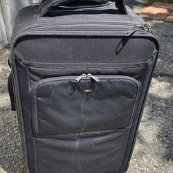 Think Tank Carry-on Roller Bag  21x14x9