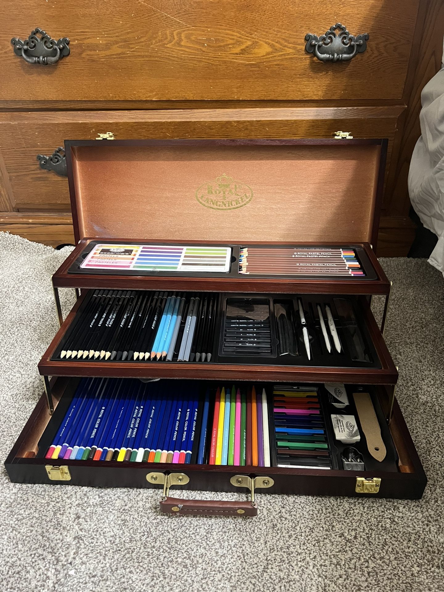 Royal Langnickel Art Kit 
