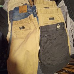 4 Banana Republic 1 Billsbong 2 American Eagle Pants New