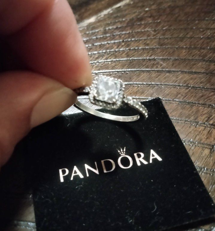 Pandora Ring Size 9