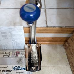 Edlund 11100 Old Reliable® #1® Manual Can Opener with Plated Steel Base brand new in the box 
