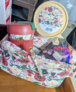 Gift Bundle 
