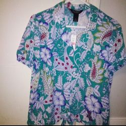 Beautiful NWT Ladies Size Petite Large Blouse 