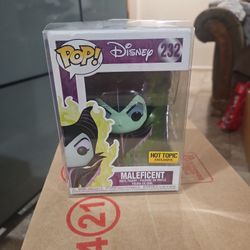 MALEFICENT (232) HOT-TOPIC EXCLUSIVE FUNKO POP!