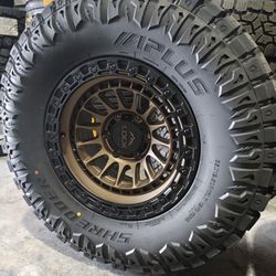 17 Inch Lock Mojave 6x139 With 35 12 50 17 Mt 