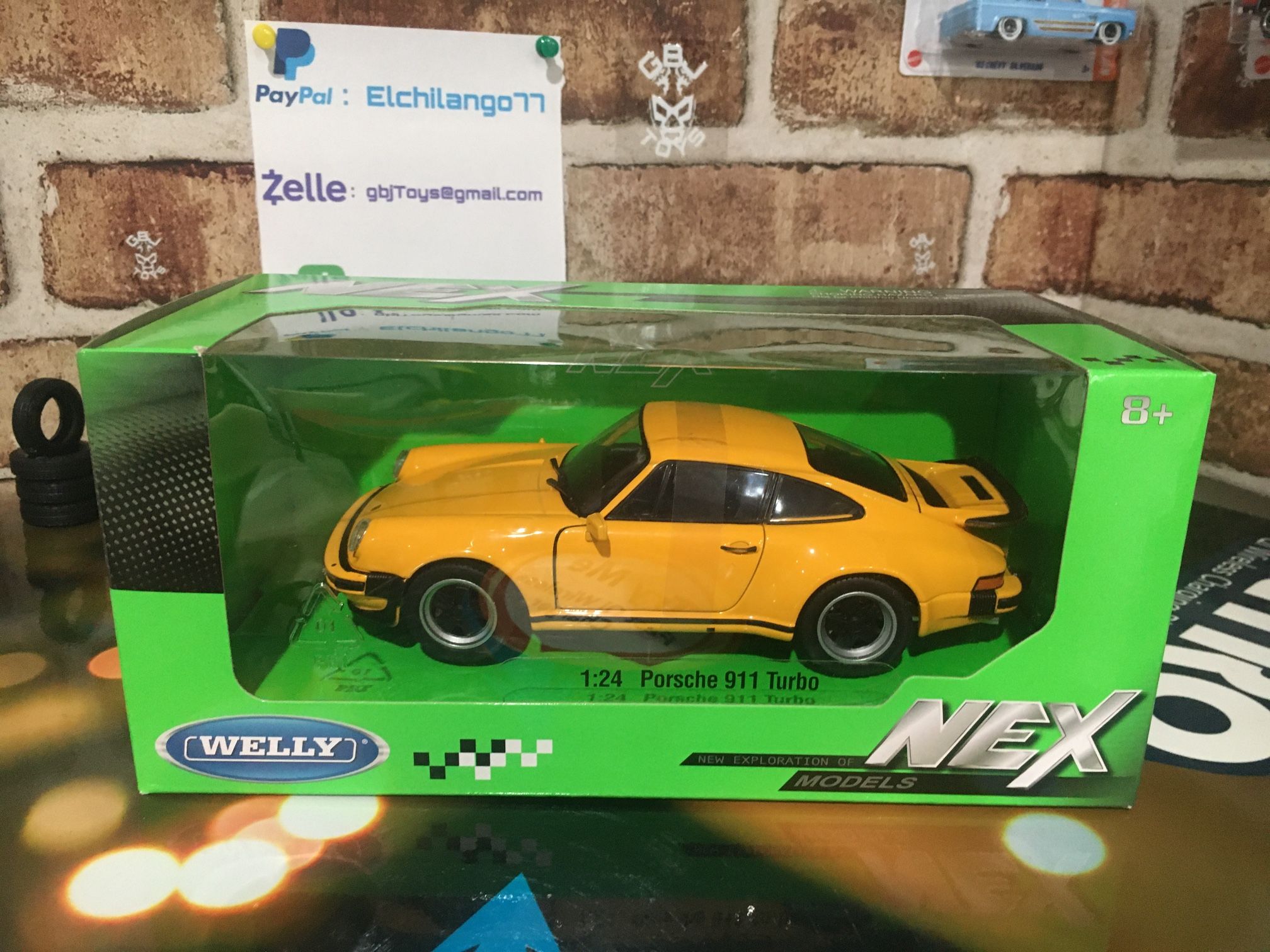Porsche 911 Turbo 1:24