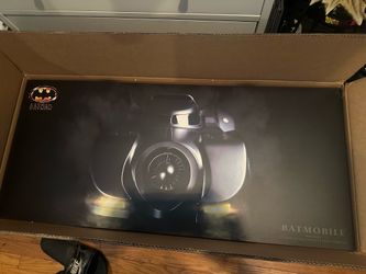 Hot toys 1/6  Batmobile