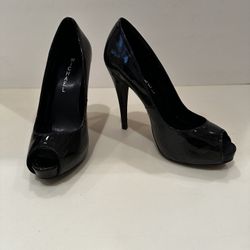  NEW black patient leather high heeled shoes, Size 7 1/2