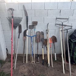 Lots Of Garden & Yard Tools