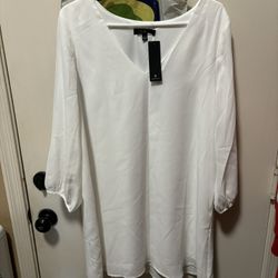 Lulus white dress. Large, New