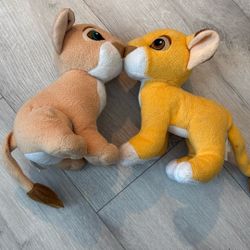 Vintage Lion King Magnetic Kissing Dolls