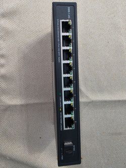 Real HD 8 Port 2.5 Gbps Unmanaged Switch with 10 Gbps SFP+