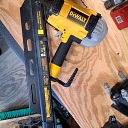 Dewalt Pneumatic Framing Gun