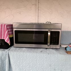 FRIGIDAIRE GALLERY 30 INCHES OVER THE RANGE MICROWAVE MICROONDAS COMO NUEVO 