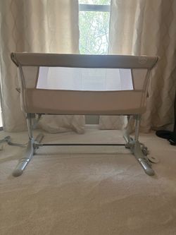 Baby Joy Bassinet