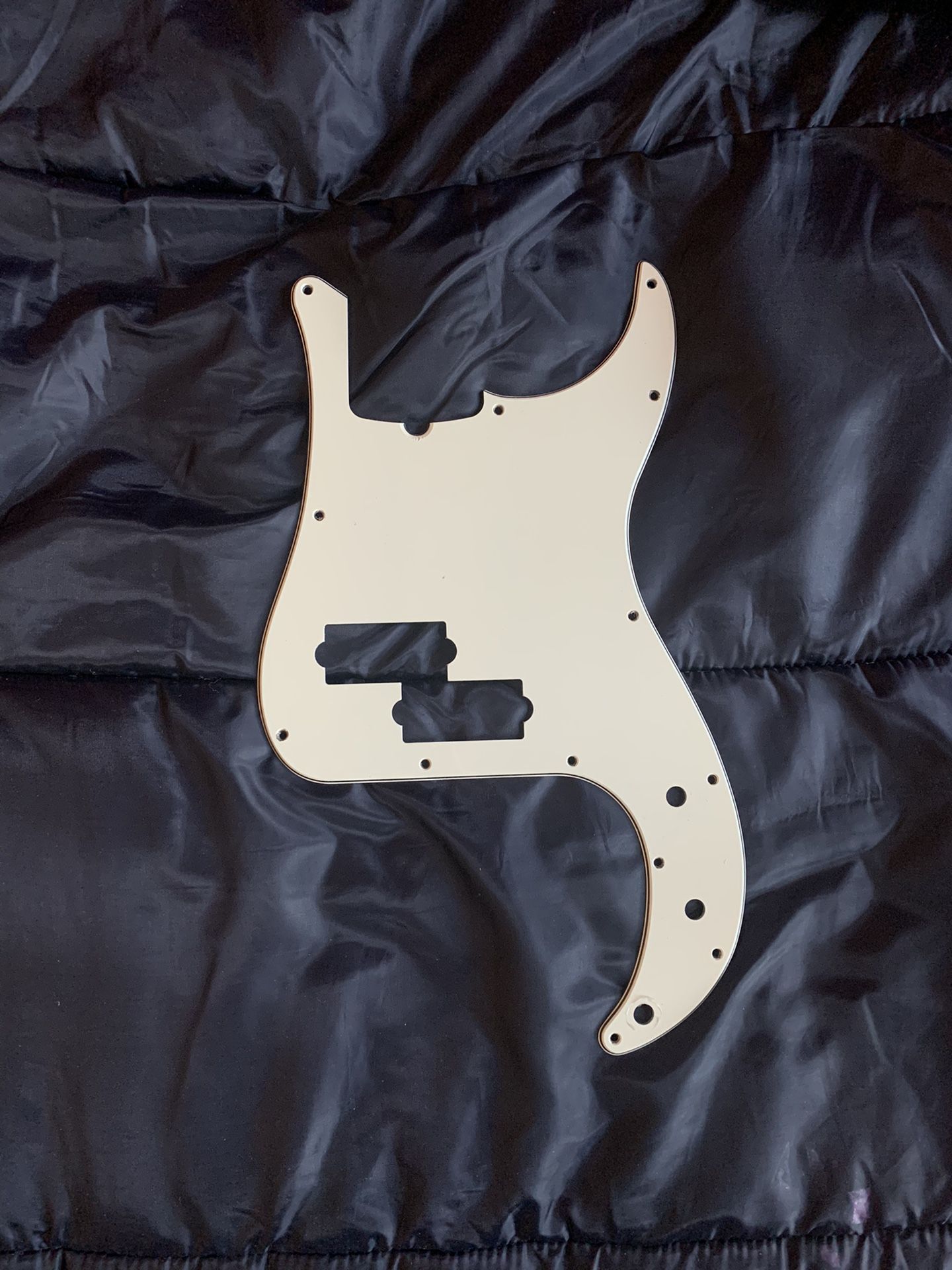 Fender Precision bass 3 Ply pickguard