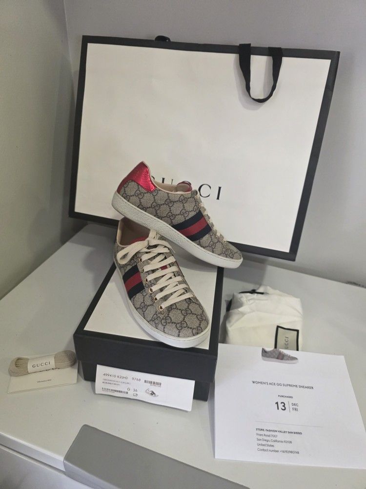 Gucci sneakers