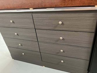 Dresser 8 drawers