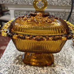 Vintage 1950s Indiana glass lace edge, Ribbed Amber glass Candy dish/lid Excl Co