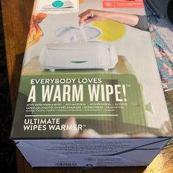 Everybody loves a warm wipe