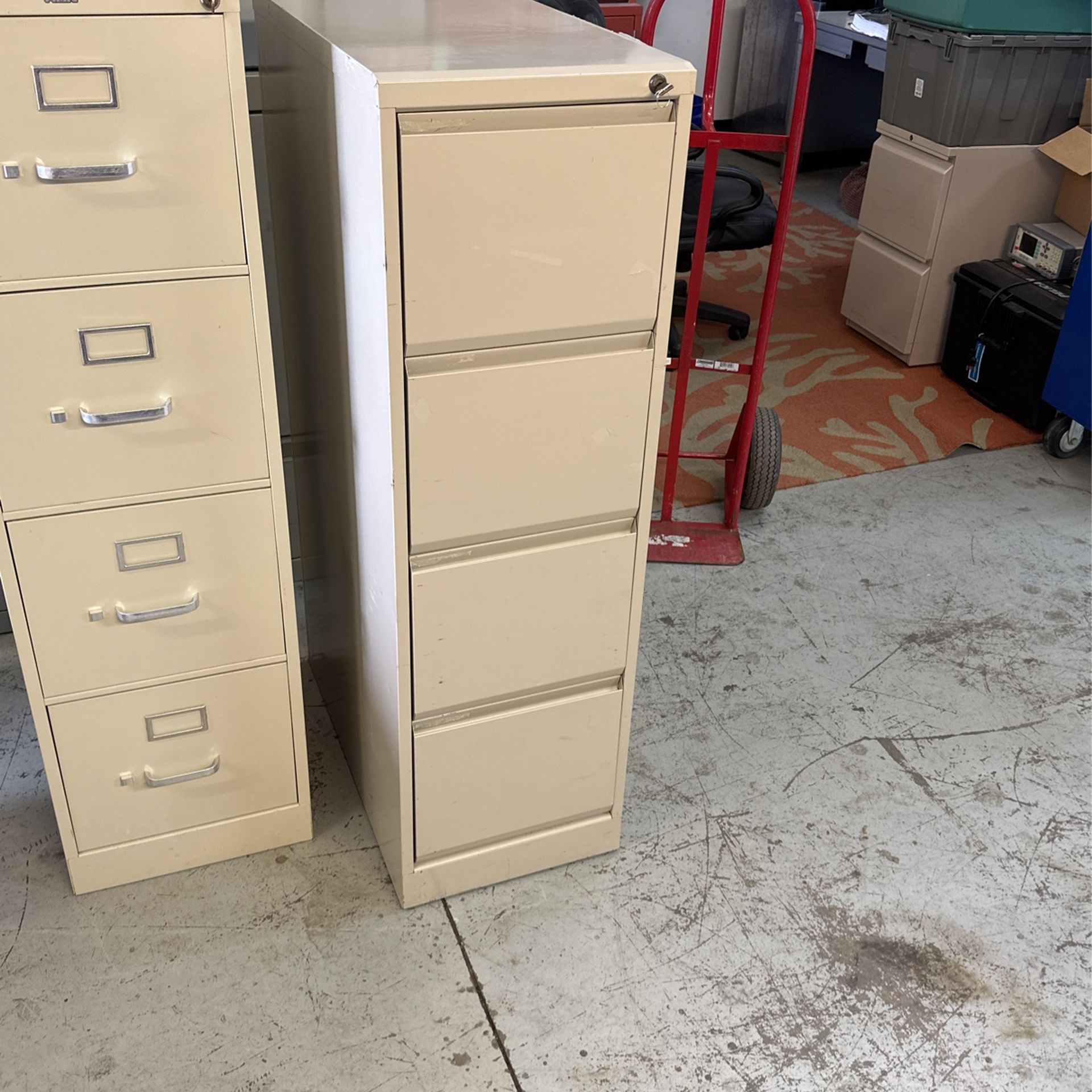 Tan 4-door Filing Cabinet  W Key