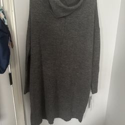 Cozy Grey Women’s Sweater