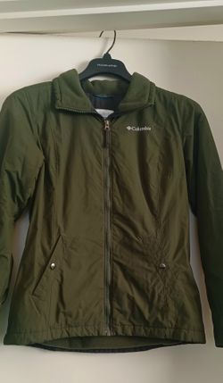 Excellent New Condition Columbia Omni Shield jacket women's medium