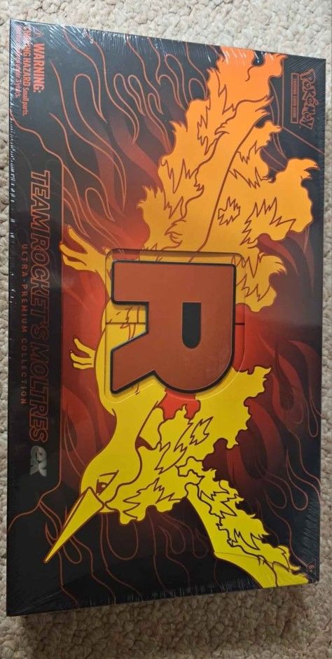 Gamestop Exclusive Moltres Destined Rivals Ultra Premium Collection