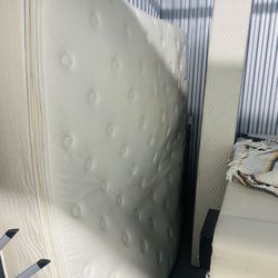 Cama King size Mattress Con base de madera 