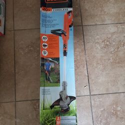 Black & Decker Edger / Trimmer Brand New In Box 