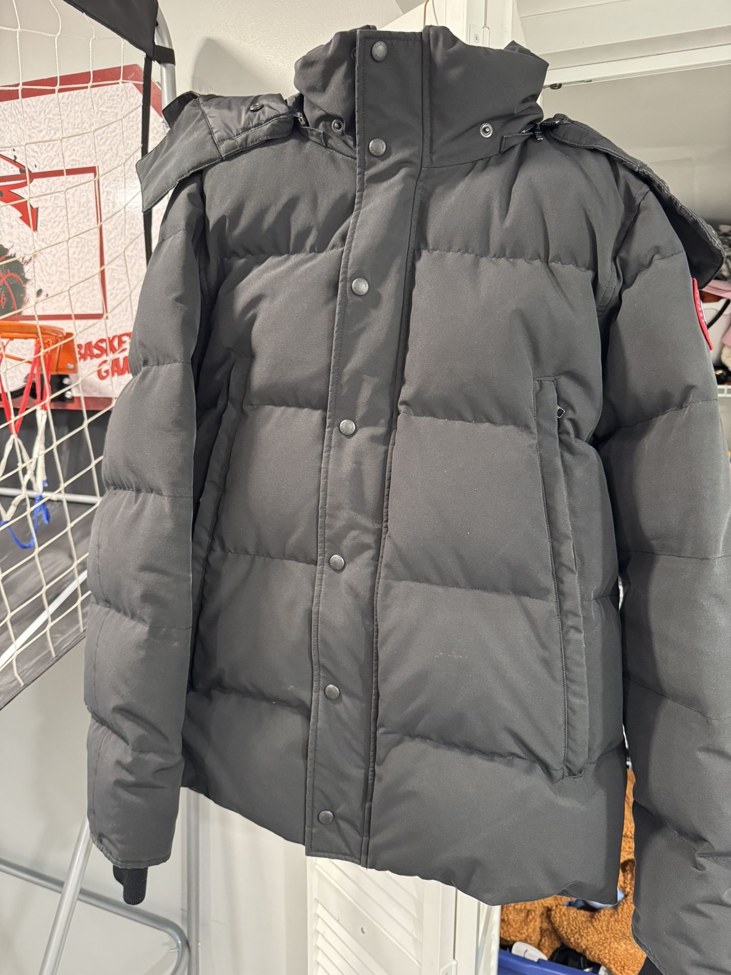 Canada goose jacket, black, men's size L