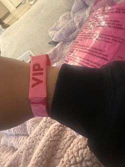 EDC VIP Sunday