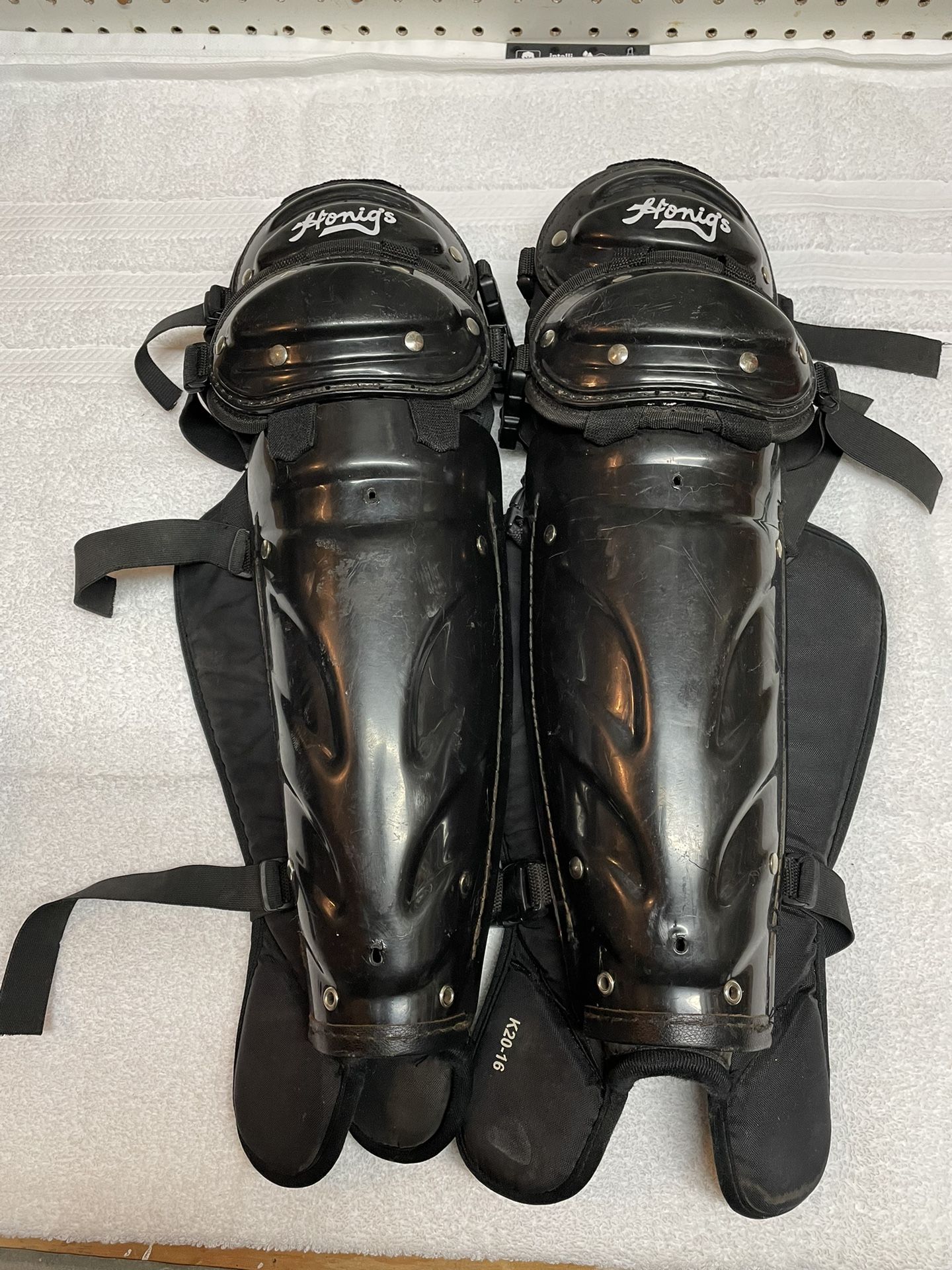 Honigs Baseball Softball Shin Guards Catcher Umpire Gear