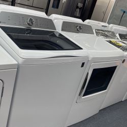 New Scratch And Dent GE Profile Washer And Dryer Set. 1 Year Warranty