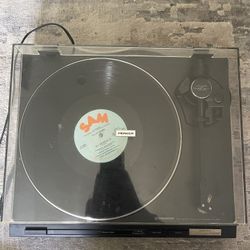 Pioneer PL-930 Vinyl Record Player